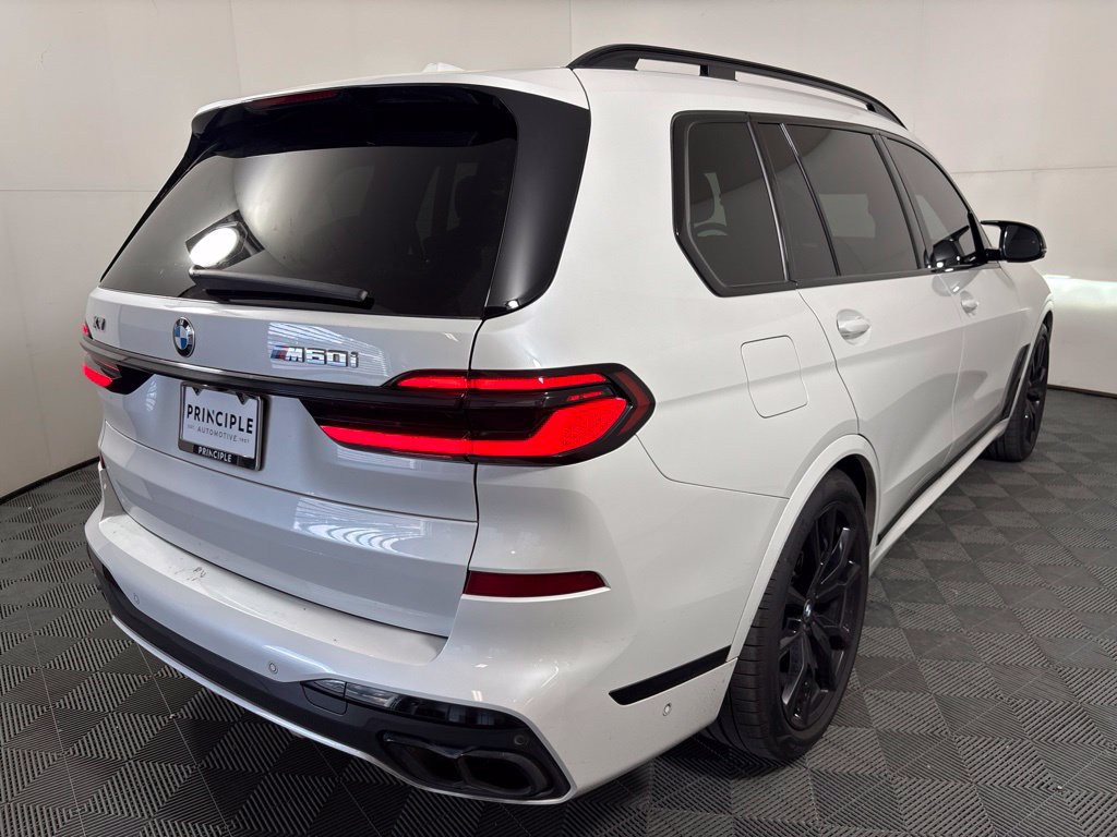 Used 2024 BMW X7 M60i w/ Executive Package AWD/4WD image 5