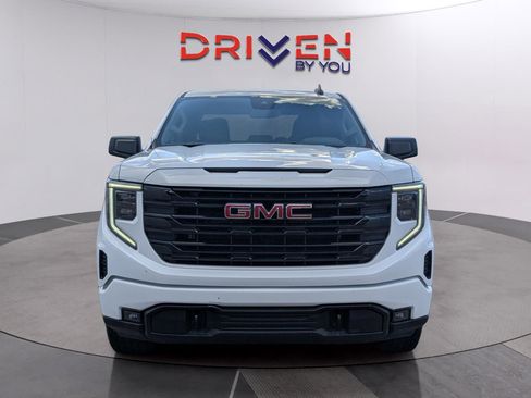 Used 2022 GMC Sierra 1500 Elevation image 9