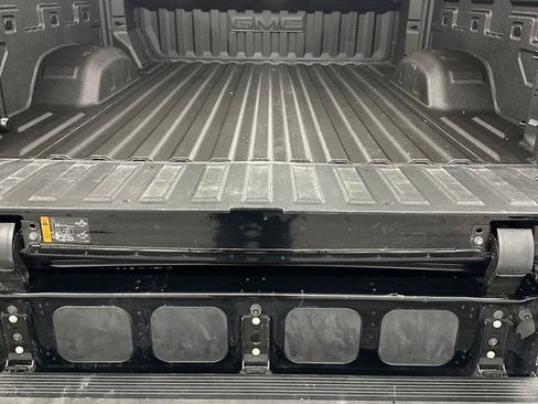 Used 2020 GMC Sierra 2500 SLT w/ SLT Premium Plus Package AWD/4WD image 31