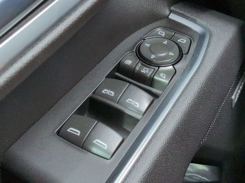 Used 2025 Chevrolet Silverado 2500 LTZ w/ LTZ Plus Package image 23