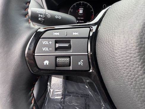 Used 2026 Honda HR-V Sport image 25