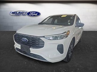 Used 2023 Ford Escape ST-Line w/ Tech Pack #1 AWD/4WD video 1