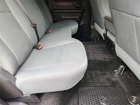 Used 2015 RAM 2500 Tradesman w/ Chrome Appearance Group image 23