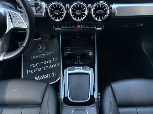 Certified 2024 Mercedes-Benz GLB 250 GLB 250 image 23