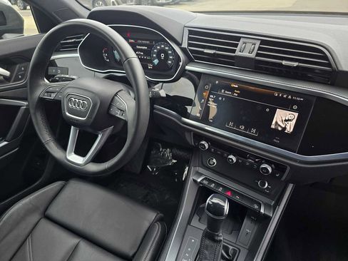 Used 2024 Audi Q3 2.0T Premium Plus w/ Premium Plus Package image 10