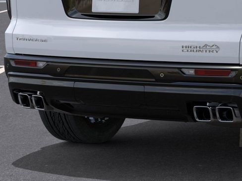 New 2026 Chevrolet Traverse High Country FWD image 20