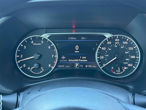 Certified 2025 Nissan Sentra SV image 24