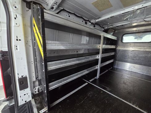 Used 2019 Ford Transit 150 130 Low Roof RWD image 15