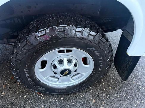 Used 2019 Chevrolet Silverado 2500 W/T w/ Snow Plow Prep Package image 39