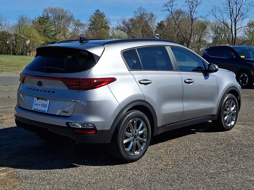 Used 2022 Kia Sportage Nightfall Edition w/ Nighfall AWD Premium Package image 7