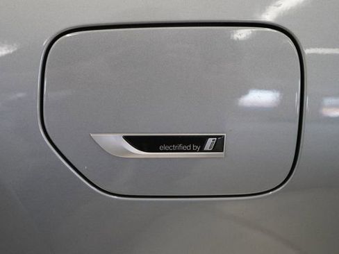 Used 2023 BMW 330e xDrive w/ Premium Package AWD/4WD image 29