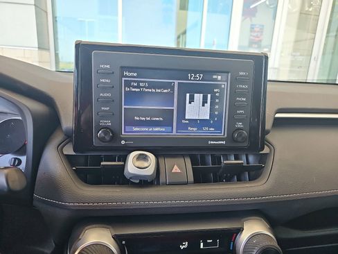 Used 2022 Toyota RAV4 LE FWD image 8