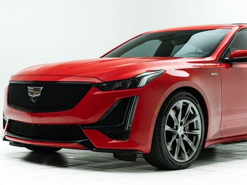 Used 2020 Cadillac CT5 V w/ Premium Package image 10