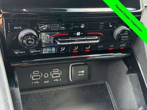 Used 2022 Jeep Grand Cherokee Altitude AWD/4WD image 18