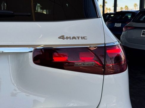 Certified 2024 Mercedes-Benz GLS 450 4MATIC image 22