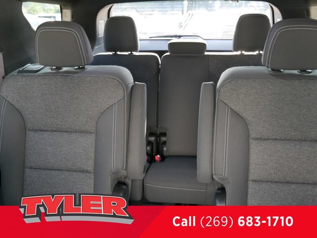 New 2027 Chevrolet Traverse LT w/ LPO, Floor Liner Package AWD/4WD image 38