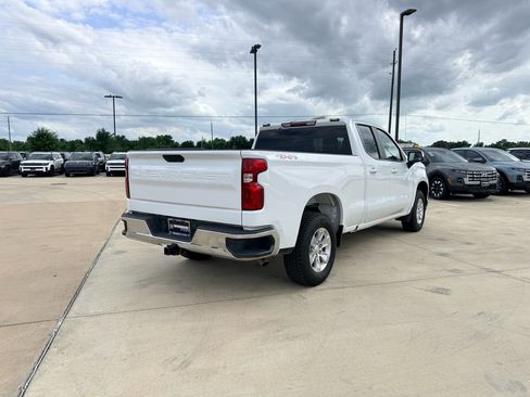 Used 2021 Chevrolet Silverado 1500 LT w/ Safety Package II AWD/4WD image 5