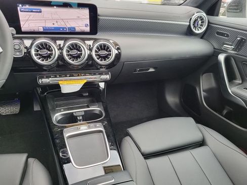 Certified 2025 Mercedes-Benz CLA 250 4MATIC image 28