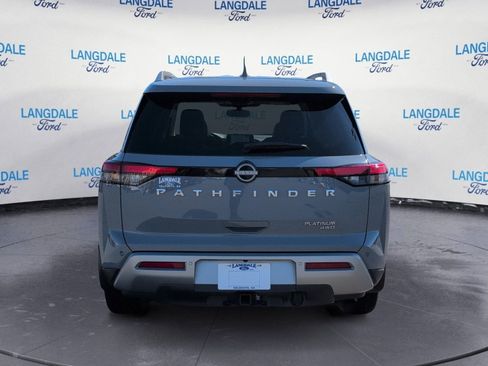 Used 2022 Nissan Pathfinder Platinum w/ Cargo Package image 8