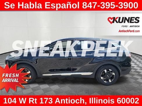 Used 2026 Kia Sportage LX FWD image 3
