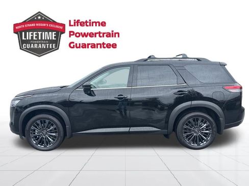 New 2026 Nissan Pathfinder SL image 4