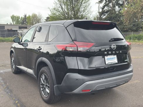 Used 2023 Nissan Rogue S AWD/4WD image 21