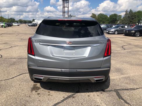 Used 2024 Cadillac XT5 Premium Luxury w/ LPO, Floor Liner Package AWD/4WD image 4