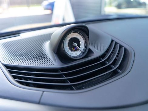 Used 2022 Porsche Taycan Turbo S image 23