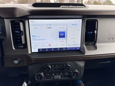 Used 2022 Ford Bronco Outer Banks image 31