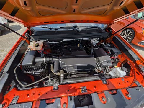 Used 2020 Chevrolet Colorado W/T w/ WT Convenience Package image 10