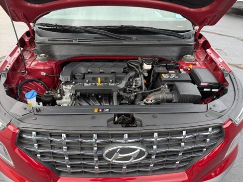 Used 2023 Hyundai Venue Limited w/ Cargo Package FWD image 37
