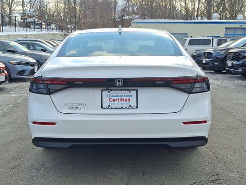 Certified 2025 Honda Accord LX image 8