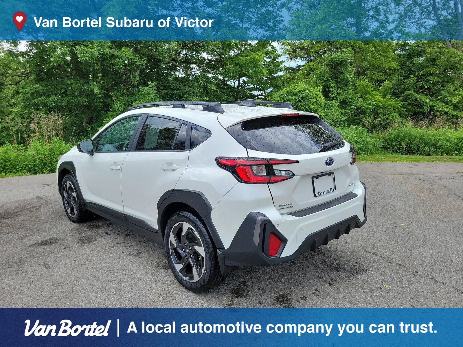 Used 2025 Subaru Crosstrek 2.5i Limited AWD/4WD image 3
