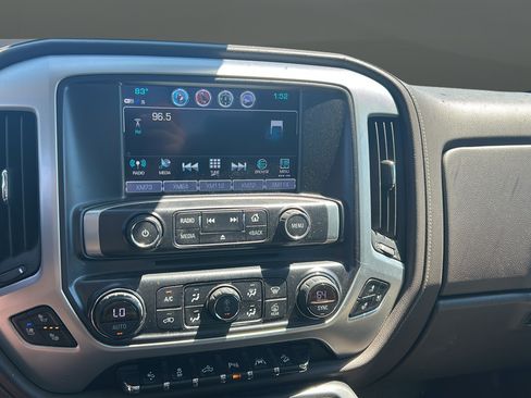 Used 2018 GMC Sierra 1500 SLT AWD/4WD image 12