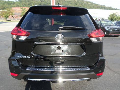 Used 2019 Nissan Rogue SV w/ Premium Package AWD/4WD image 5