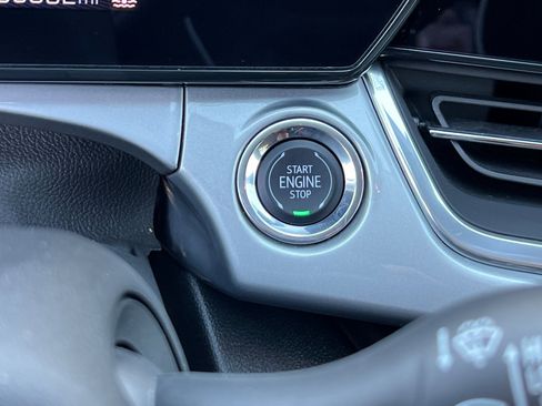 Certified 2024 Chevrolet Trax LT image 22