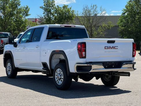 New 2026 GMC Sierra 2500 SLE w/ SLE Value Package; AWD/4WD image 15