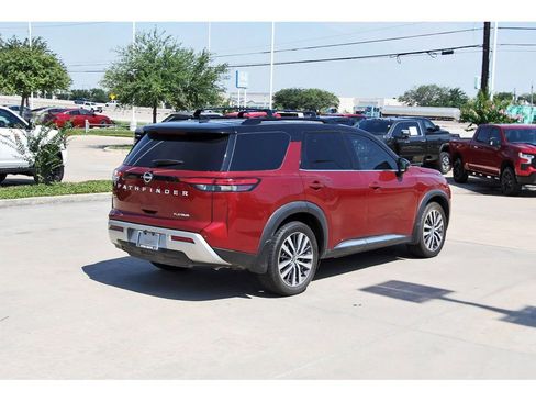 Used 2022 Nissan Pathfinder Platinum w/ Cargo Package FWD image 6