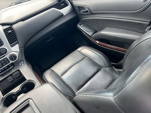 Used 2019 GMC Yukon XL SLT AWD/4WD image 11