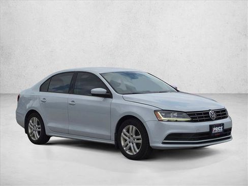 Used 2018 Volkswagen Jetta S w/ Cold Weather Package FWD image 3