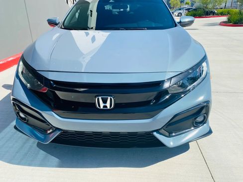 Used 2021 Honda Civic Sport image 2