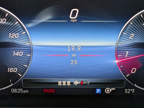 Certified 2025 Mercedes-Benz GLB 250 250 image 23