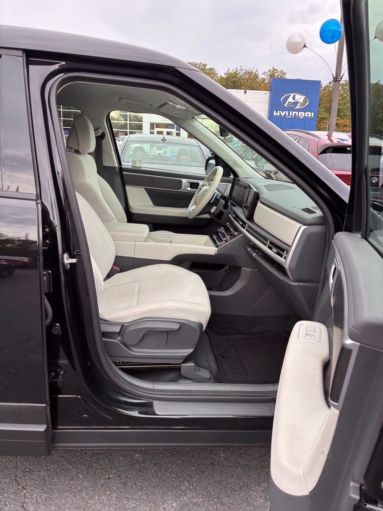 Used 2024 Hyundai Santa Fe SE AWD/4WD image 23