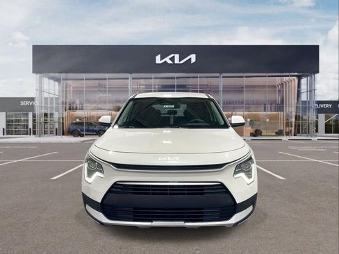 New 2026 Kia Niro LX FWD image 2
