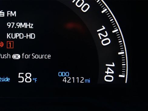 Used 2024 Toyota RAV4 LE image 15