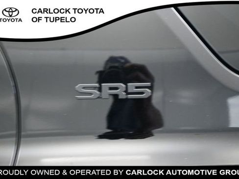 Used 2025 Toyota 4Runner SR5 AWD/4WD image 30