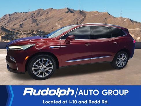 Used 2024 Buick Enclave Essence w/ Experience Buick Package FWD image 2