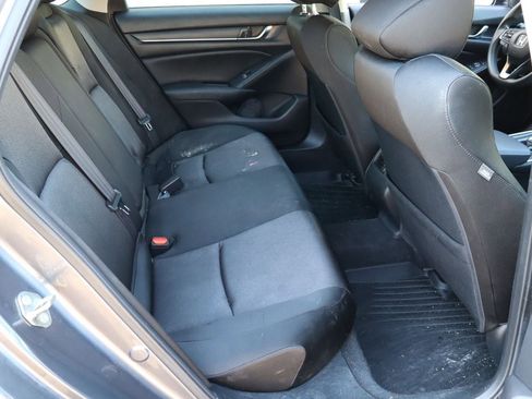 Used 2020 Honda Accord EX image 17