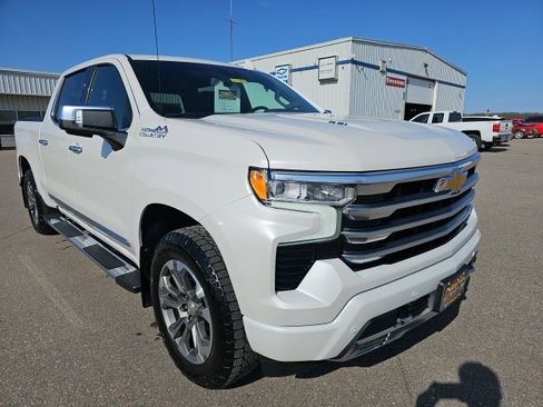 Used 2024 Chevrolet Silverado 1500 High Country image 7