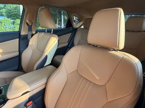 Used 2025 Lexus NX 250 FWD w/ Accessory Package (2T) image 17